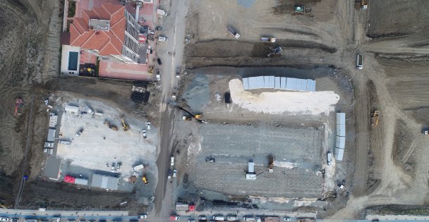 Antakya'da 2 bin metrekare alana konteyner hastane kuruluyor