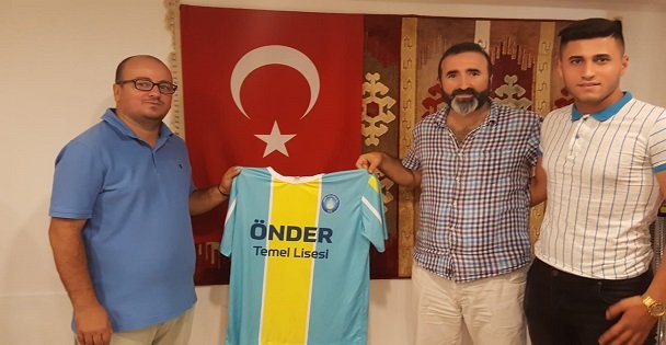 Antrenör Murat Elgün Çayırova Gençlerbirliği ile anlaştı