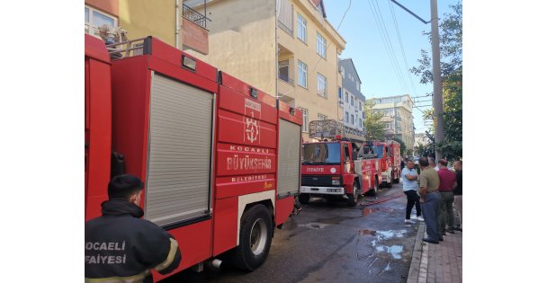 Apartman Dairesinde Çıkan Yangın Hasara Neden Oldu