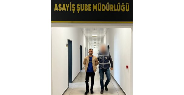 Aranan şahıslar yakalandı