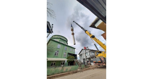 Arızlı Camii'nin Minaresini Büyükşehir Onaracak