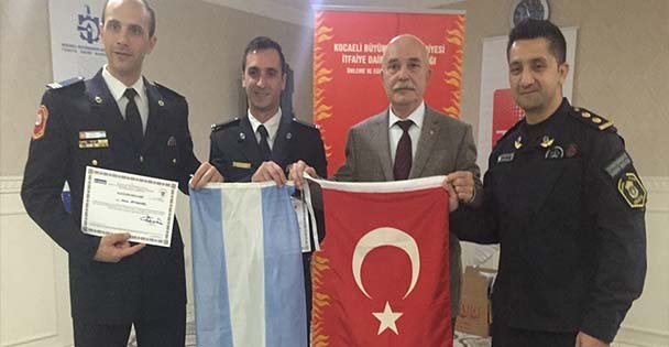 Arjantinli itfaiyecilere Kocaeli'de eğitim