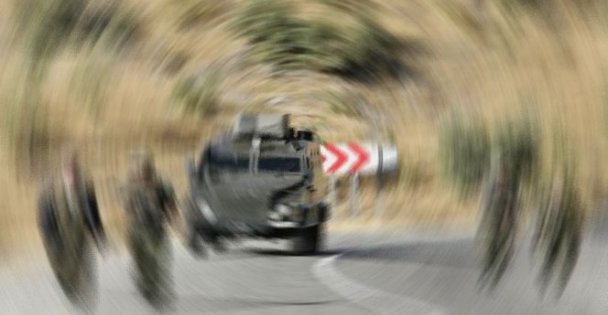 Askeri araç kaza yaptı: 9 asker yaralı