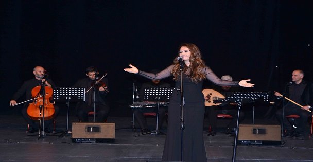 Atatürk, Gebze'de sevdiği şarkılarla anıldı