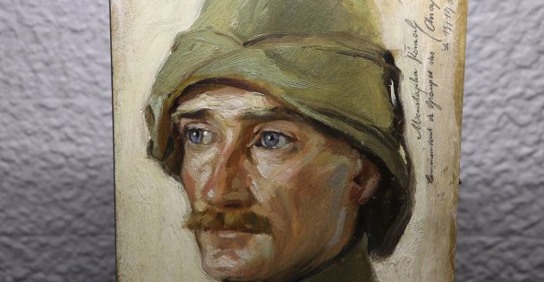 Atatürk'ün bilinen ilk portresi Anıtkabir'de ziyaretçilerini bekliyor