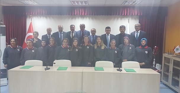 ' Atım Özgürlüğümdür. ”