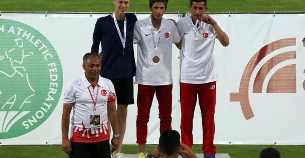 Atletlerden Madalya Yağmuru