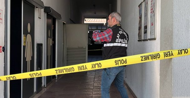 AVM'de Ünlü Kuyumcuya Akılalmaz Soygun: Çatıdan Girdiler