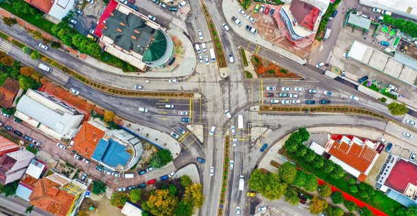 Avrupa ve Asya arasında önemli geçiş koridoru olan Kocaeli'de trafiği rahatlatacak çalışma