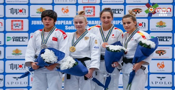 Avrupa'daki gururumuz Tuğçe Beder