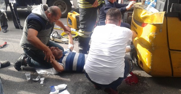 Ayağı Forklifte sıkıştı!