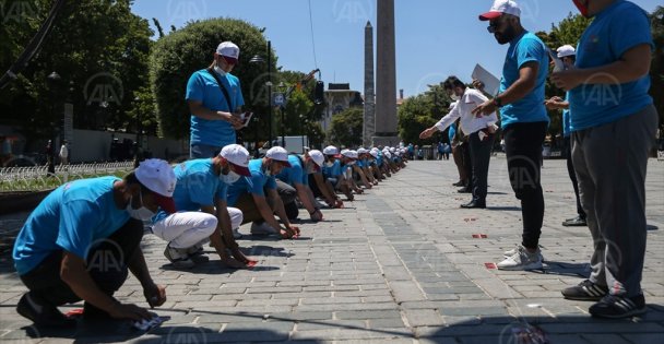 Ayasofya'da namaz alanları belirlendi