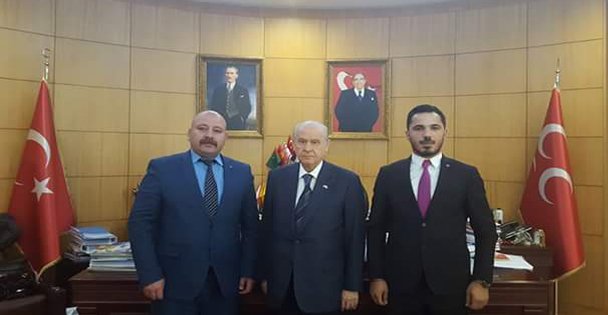 Aygün Bahçeli'ye destek verdi!