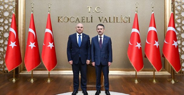 Azerbaycan Cumhuriyeti Ankara Büyükelçisi Reşad Aslanov, Vali İlhami Aktaş'ı Ziyaret Etti