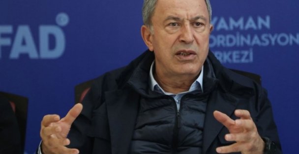 Bakan Akar: 'NATO Türkiye'ye 4 bin çadır daha gönderecek”