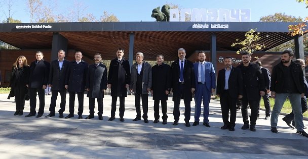 Bakan Kurum'dan Karaosmanoğlu'na Ormanya teşekkürü