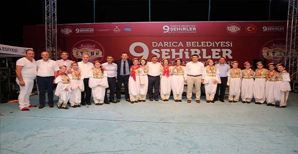Balkan Türkleri Darıca'da Buluştu