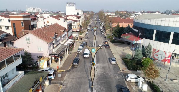 Başiskele Atatürk Caddesi Asfaltlandı