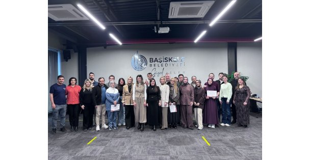 Başiskelede çiftler 27nci Evlilik Okulunda buluştu