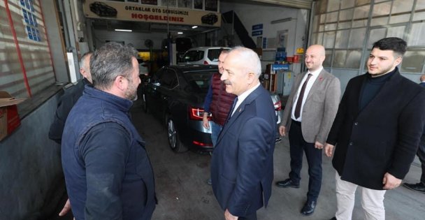 Başkan Adayı Büyükgöz  K. Sanayi Esnafını Gezdi