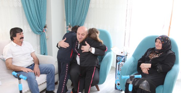 Başkan Bıyık 'tan Şehit Çocuklarına Süpriz