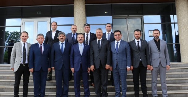 Başkan Bulut'tan Vali Aksoy'a teşekkür, Vali Yavuz'a ‘hayırlı olsun'