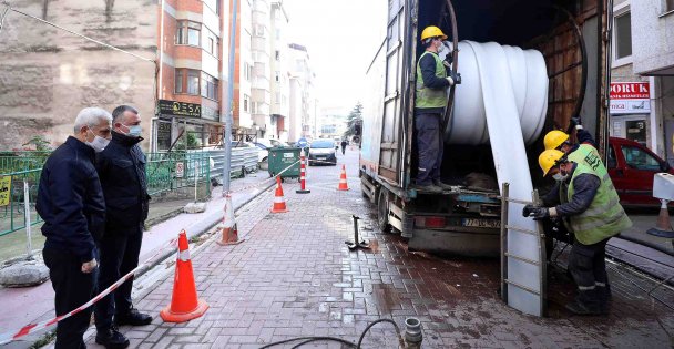 Başkan Büyükakın,  ‘'Altyapıda geleceğin teknolojisini uyguluyoruz''