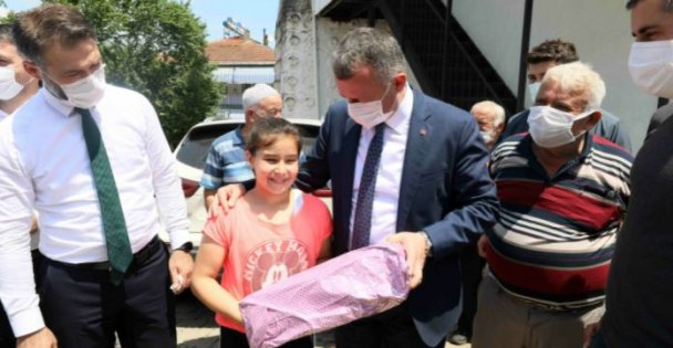 Başkan Büyükakın, Arefe gününde İzmit Fethiye Caddesindeydi