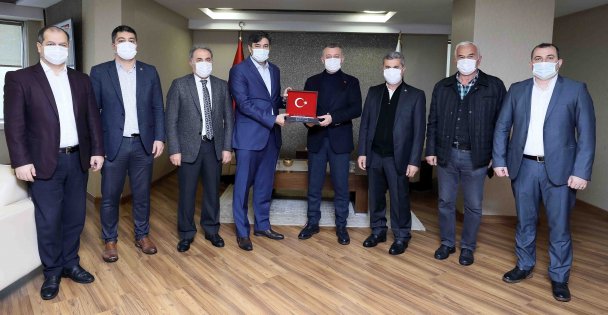 Başkan Büyükakın, BEM-BİR-SEN Genel Başkanı Uslu'yu Konuk Etti