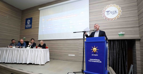 Başkan Büyükakın, 'Bir Cumhuriyet çocuğu olarak diyorum ki Cumhuriyet bizlerin ve bu aziz milletindir”