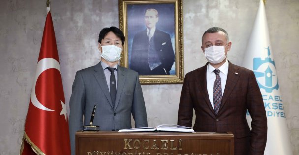 Başkan Büyükakın, ‘'Çok önemli sağlık ve sosyal hizmetlerine imza attık''