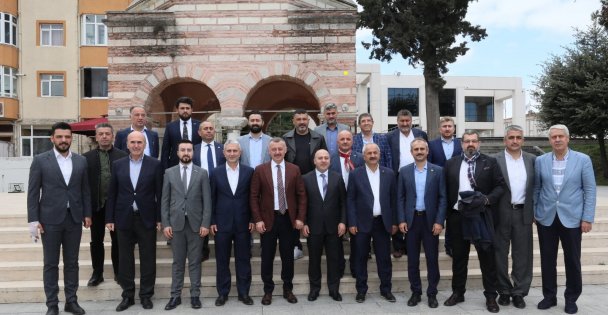 Başkan Büyükakın,  'Gebze metrosu daha az emisyon  daha az trafik demek''