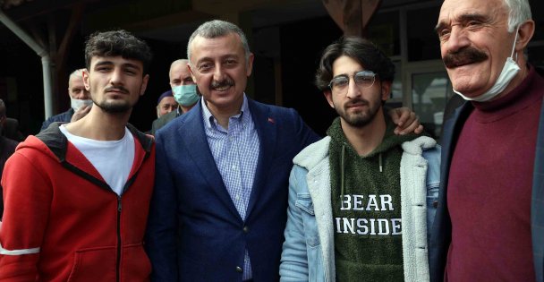 Başkan Büyükakın: Kartepe'de Yeni Projeler İçin Kolları Sıvadık