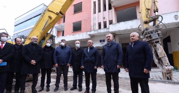 Başkan Büyükakın: Kocaeli'yi Depreme Hazırlıklı Hale Çalışıyoruz