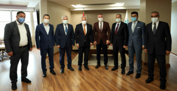 Başkan Büyükakın, ‘'Milletimize hizmet etme çabalarını takdir ediyorum''