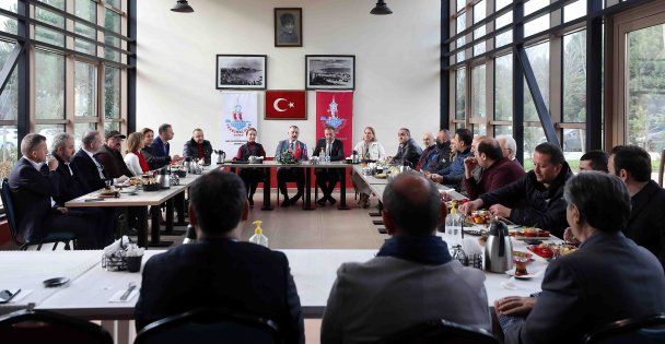 Başkan Büyükakın, Trabzonlulara Konuk Oldu