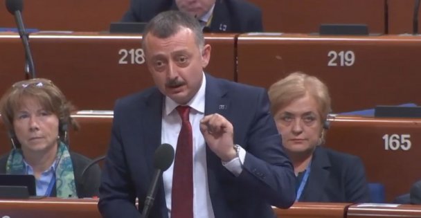 Başkan Büyükakın'dan Avrupa Konseyi Toplantısında Sert Tepki