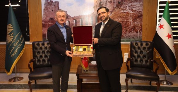 Başkan Büyükakından, Halepte yoğun ziyaret trafiği