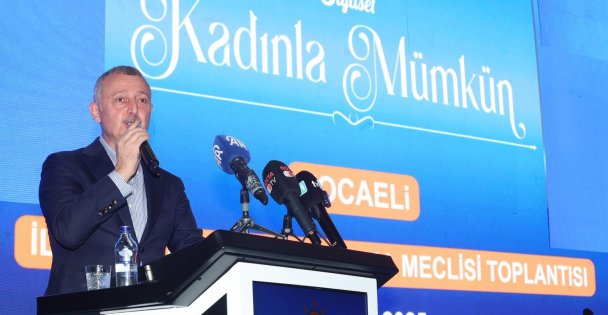 Başkan Büyükakından Özgür Özele;  Bari böyle acı bir günde siyaset yapmayın