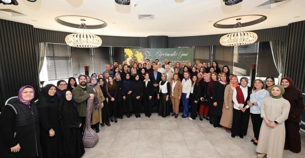 BAŞKAN BÜYÜKGÖZ EĞİTİMCİLERLE KAHVALTIDA BULUŞTU