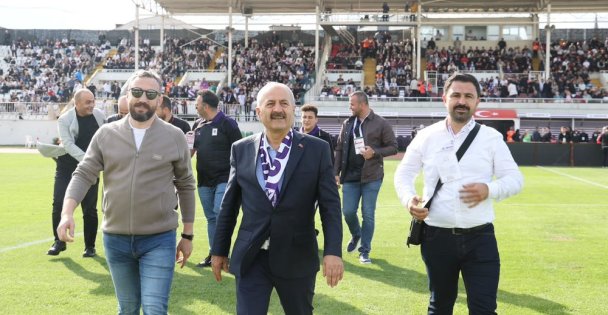 Başkan Büyükgöz Gebzespor Maçında