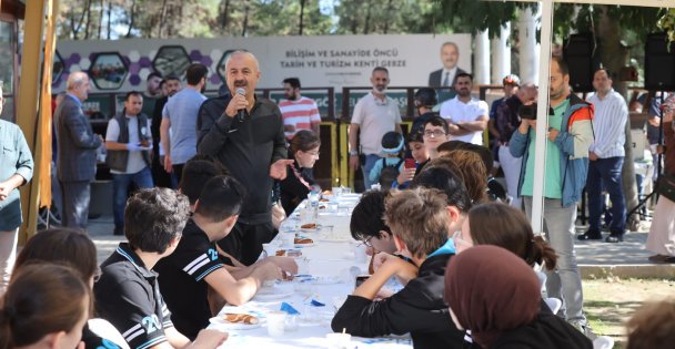 Başkan Büyükgöz Gençlerle ‘Hareketlilik'te Buluştu