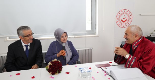 Başkan Büyükgöz Huzurevinde Nikah Kıydı