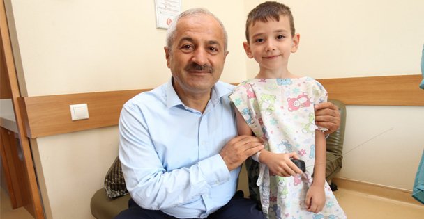 Başkan Büyükgöz'den Çocuklara Moral Ziyareti