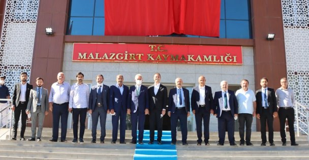 Başkan Büyükgöz'den Malazgirt ziyaretleri