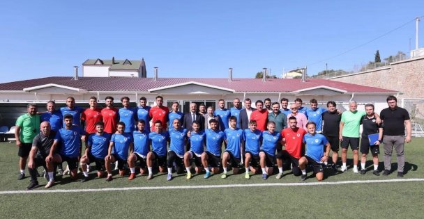 BAŞKAN BÜYÜKGÖZ'DEN MOR MENEKŞEYE MAÇ ÖNCESİ MORAL ZİYARETİ