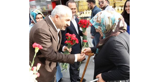 Başkan Büyükgöz'ün Anneler Günü Mesajı   