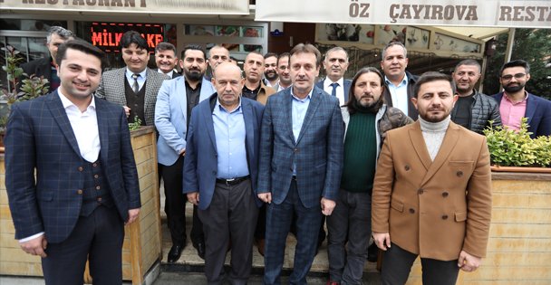 Başkan Demirci, Uğur Mumcu Caddesi Esnafıyla Buluştu