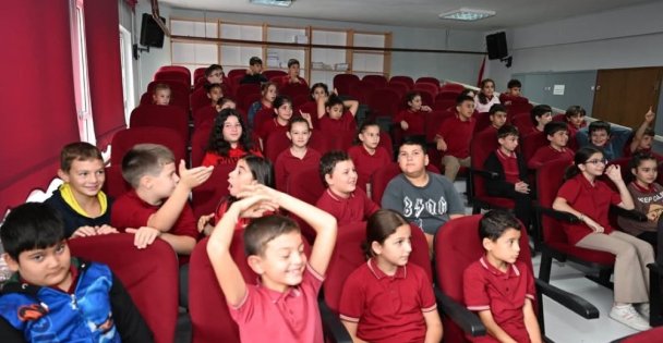 Başkan Kocaman, Derbent'te Çocukların Bilim Heyecanına Ortak Oldu