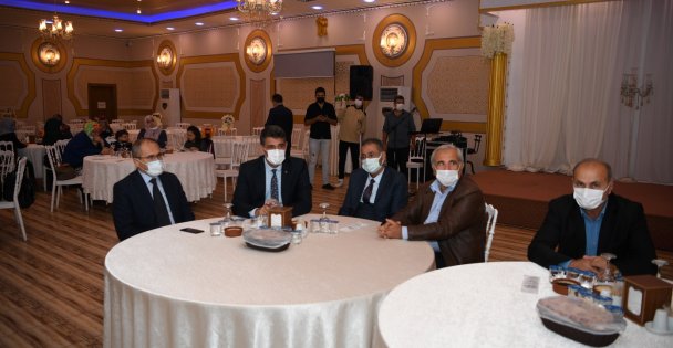 BAŞKAN KOCAMAN DİN GÖREVLİLERİYLE BİR ARAYA GELDİ